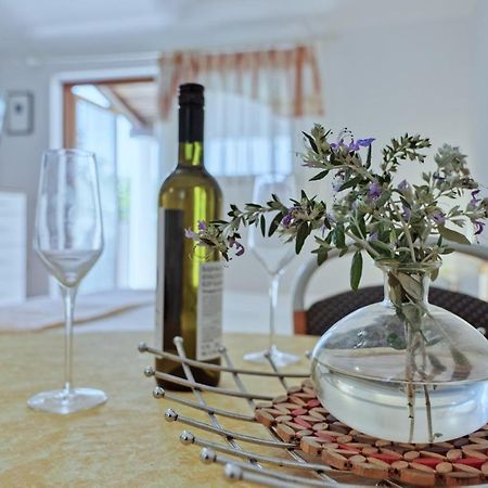 Apartmets Slavica 1644 Banjole Exterior foto