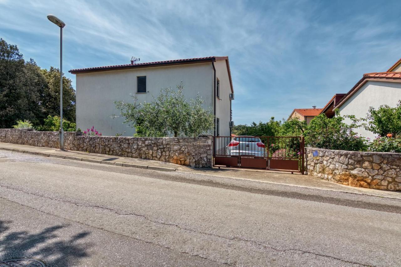 Apartmets Slavica 1644 Banjole Exterior foto